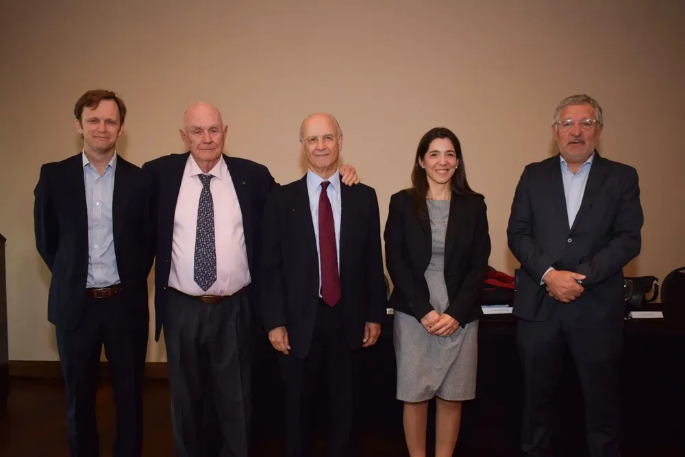 Enrique Buero, Carlos María Garderes, Xavier de Mello, Sylvia Díaz y Leonardo Costa