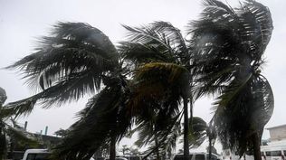 El Centro Nacional de Huracanes de Estados Unidos dijo que las condiciones de huracán estaban "empezando a ocurrir" en la costa de México y advirtió a la gente que se refugiara. (Foto de archivo)