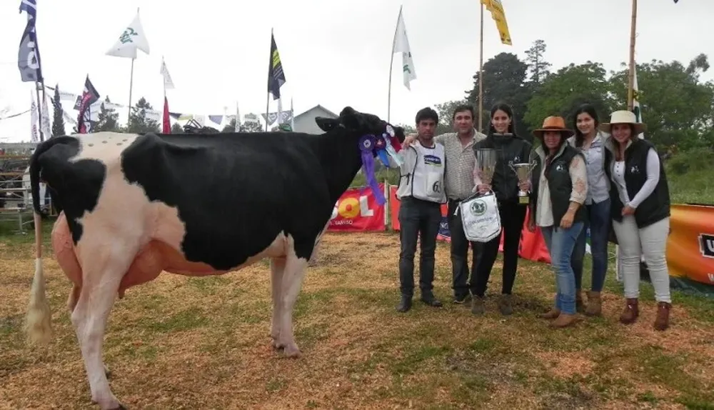 La Gran Campeona PI de la Fiesta de la Leche 2014