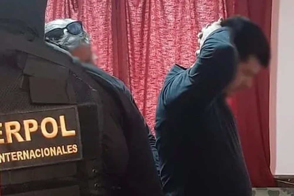 Rodrigo Fontana Ferreira, alias El Loli llega a Uruguay, extraditado desde Brasil