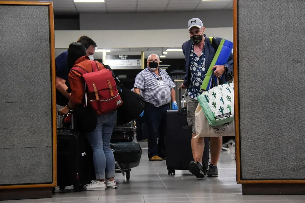 Los ingresos no requerirán una autorización previa del Poder Ejecutivo