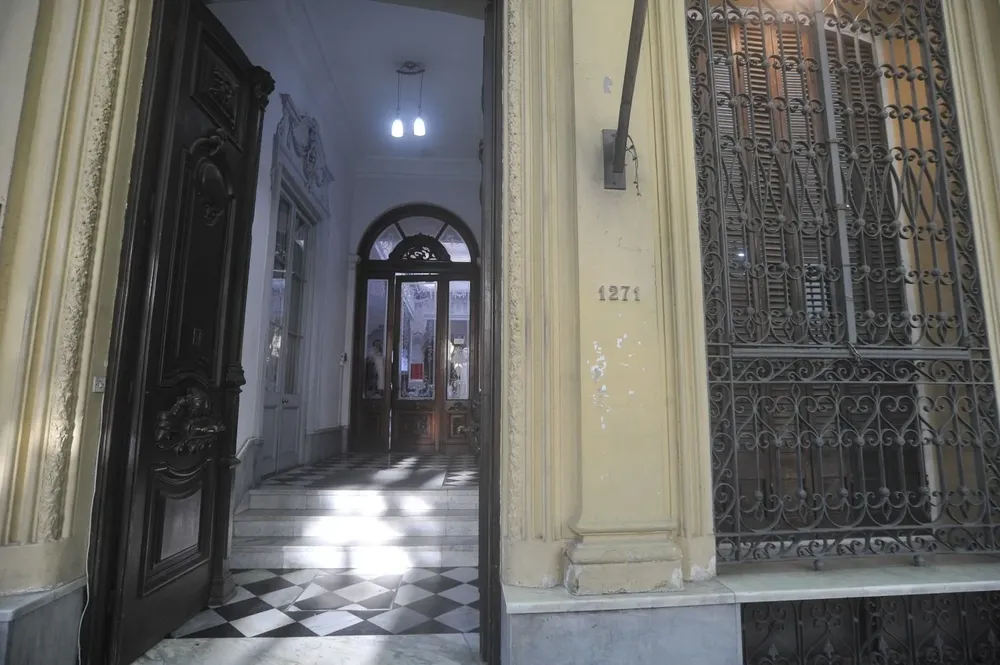 Casa del Partido Colorado, ubicada en Andrés Martínez Trueba entre San José y Soriano (Montevideo)