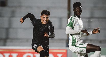 Alexander Velázquez y Modibo Traoré