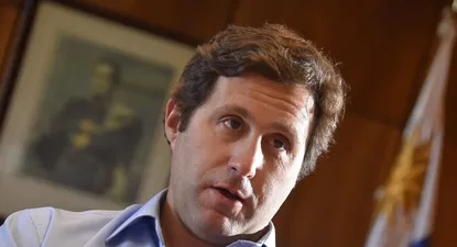 BCU envió una señal al mercado e intervino para contener la disparada del dólar