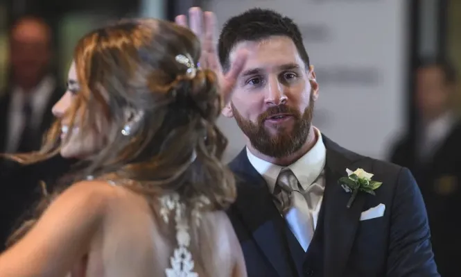 Messi dijo sí y se convirtió en esposo de Antonella Roccuzzo