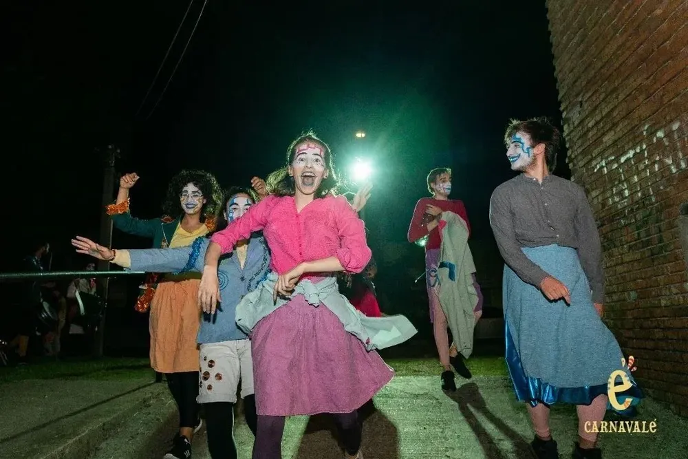 Carnavalé y Más Carnaval organizan escenarios por los barrios por fuera del Concurso Oficial