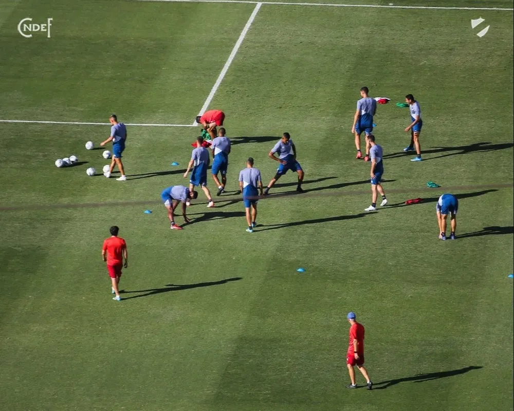 Entrenamiento de Nacional en el Gran Parque Central