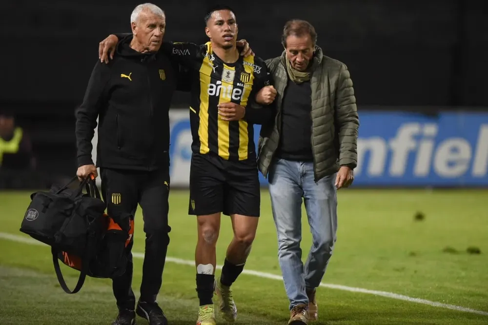 Así se fue Saravia del Campeón del Siglo