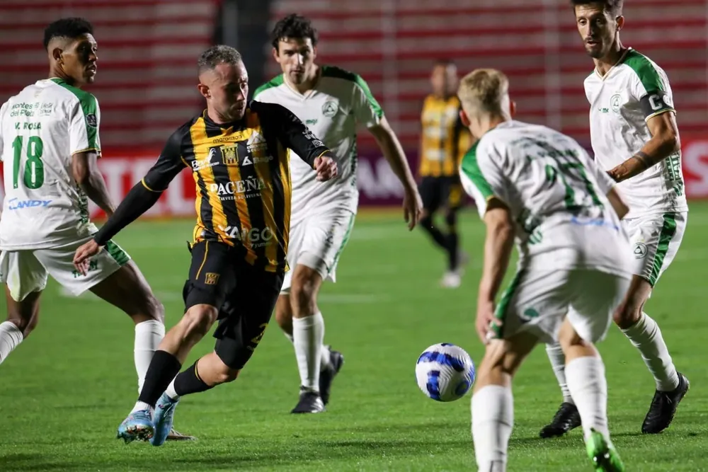 Rodrigo Amaral contra Plaza Colonia