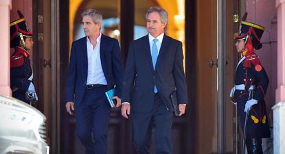 El Observador | Luis-Caputo-y-Pablo-Quirno.jpg