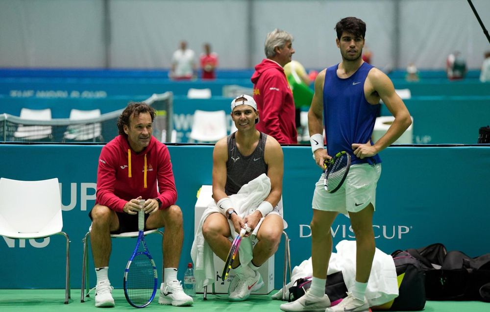 Carlos Alcaraz y Nadal, listos para la Copa Davis.