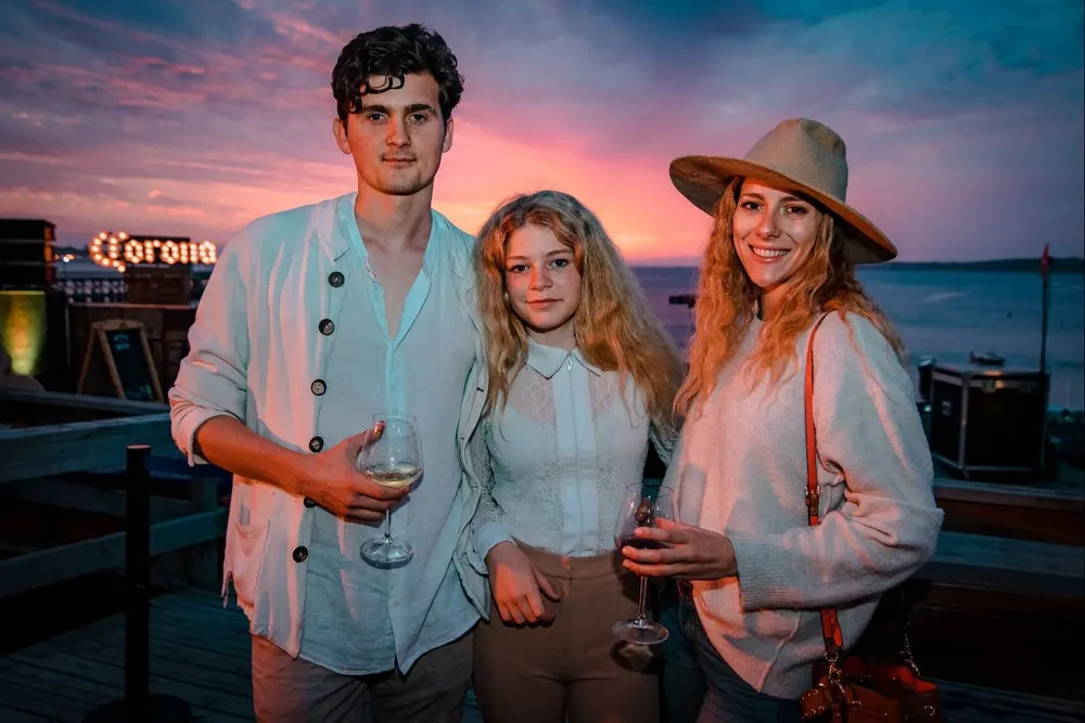 Juan Cruz Irala, Minini y Pia Cavallini