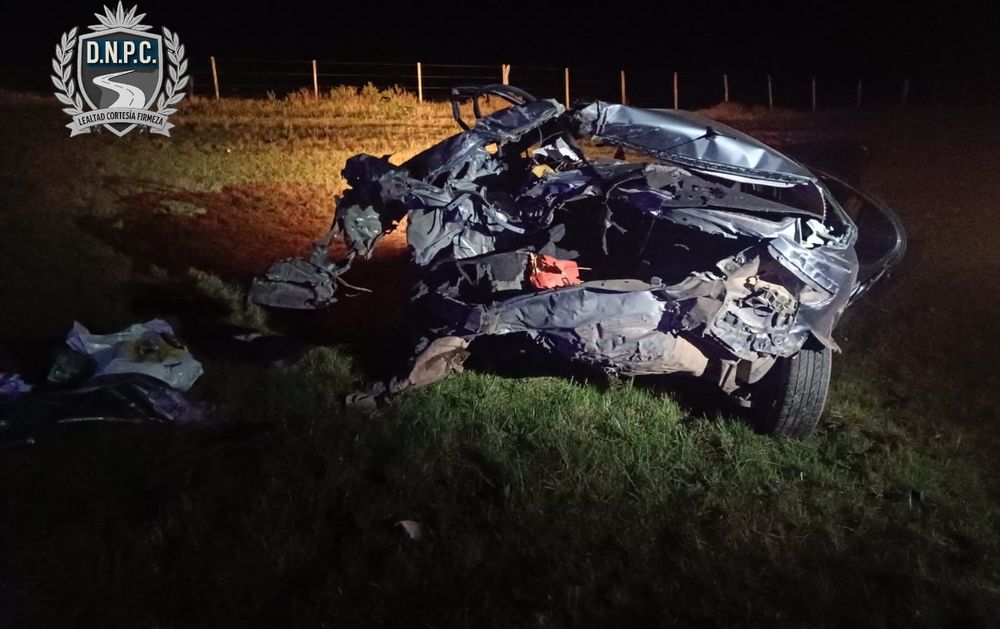 Camioneta con la que chocó el vehículo de ASSE