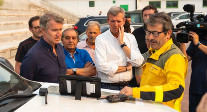 Núñez Feijóo junto al presidente de la Junta de Galicia, Alfonso Rueda, en Chandrexa de Queixa, Ourense.&nbsp;