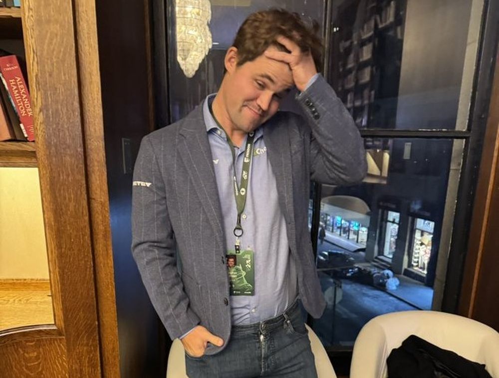 Vaqueros, una prenda prohibida en las mundiales de ajedrez.