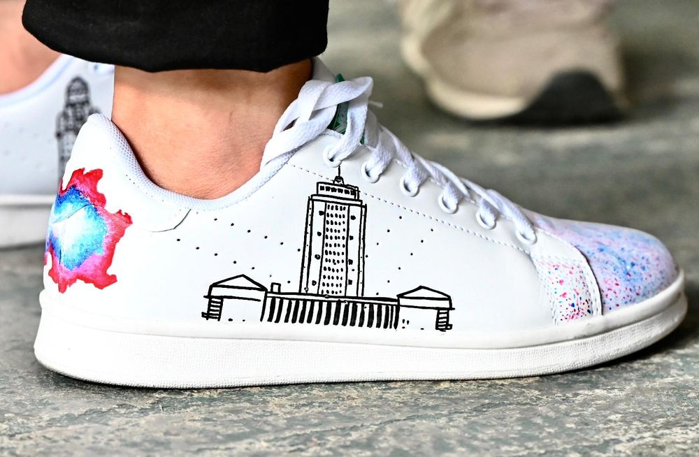 Los championes que llevó la candidata del Frente Amplio, Verónica Piñeiro