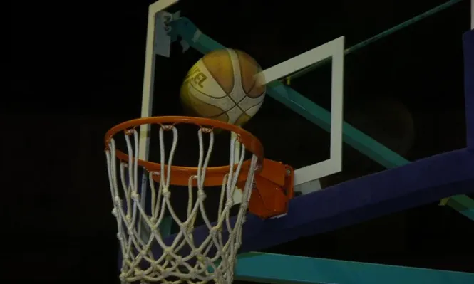 Con doble de Moglia en la hora Nacional venció a Hebraica