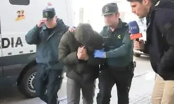 Sacerdote detenido por vender viagra