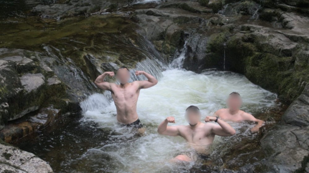 El grupo neonazi Active Club enfatiza la necesidad de estar en forma y suele publicar regularmente imágenes de jóvenes posando.
