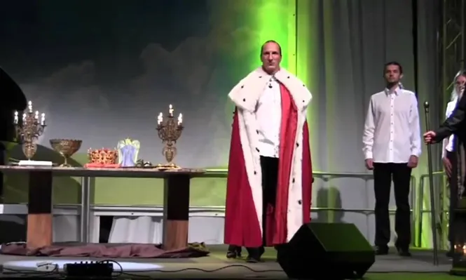 Peter Fitzek fundó el “Reino de Alemania” y rechaza la legitimidad de la República Federal.