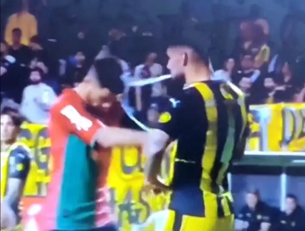 Agustín Da Silveira y su escupitajo