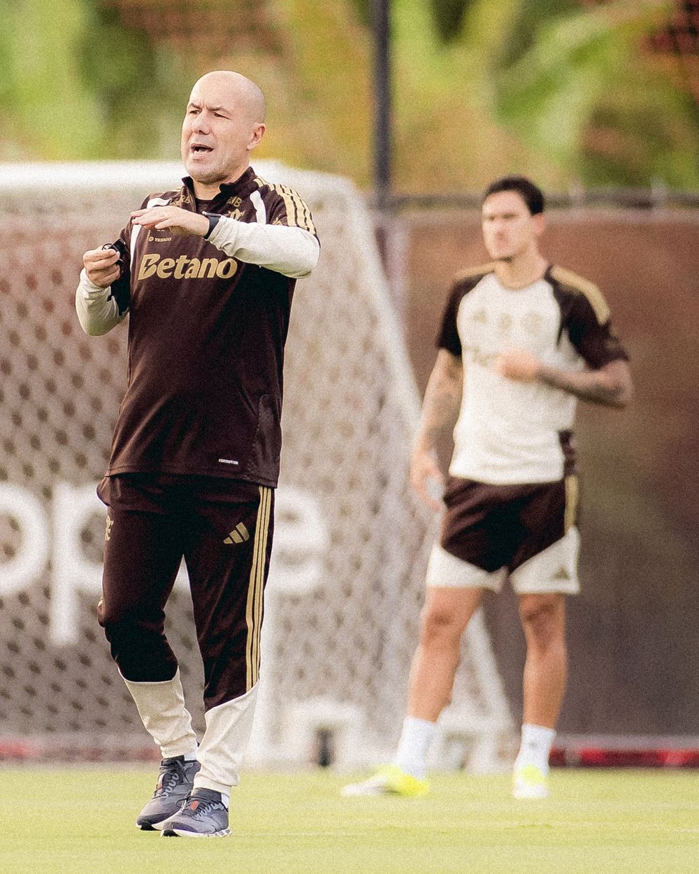 Leo Jardim en su primer día como entrenador del Flamengo