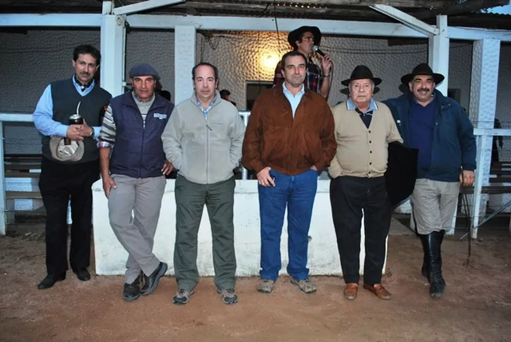 La feria se concretó este jueves en el local ubicado sobre ruta 44