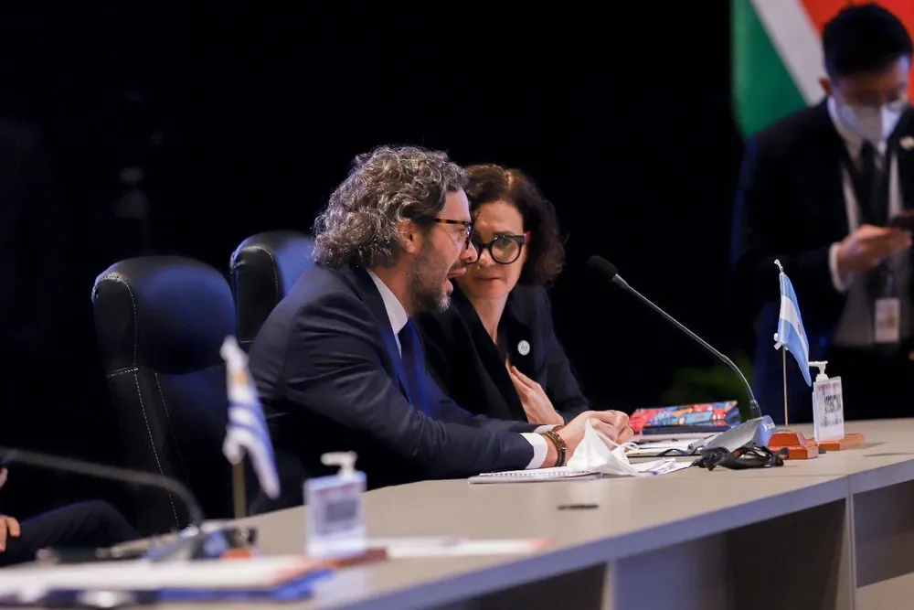 Cafiero en la cumbre