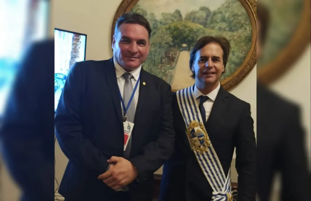 Astesiano junto a Lacalle Pou el día de su asunción