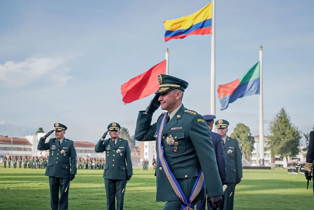 El comandante del Ejército, Luis Mauricio Ospina ordenó el apartamiento de los 18 militares involucrados en amenazas a pobladores rurales