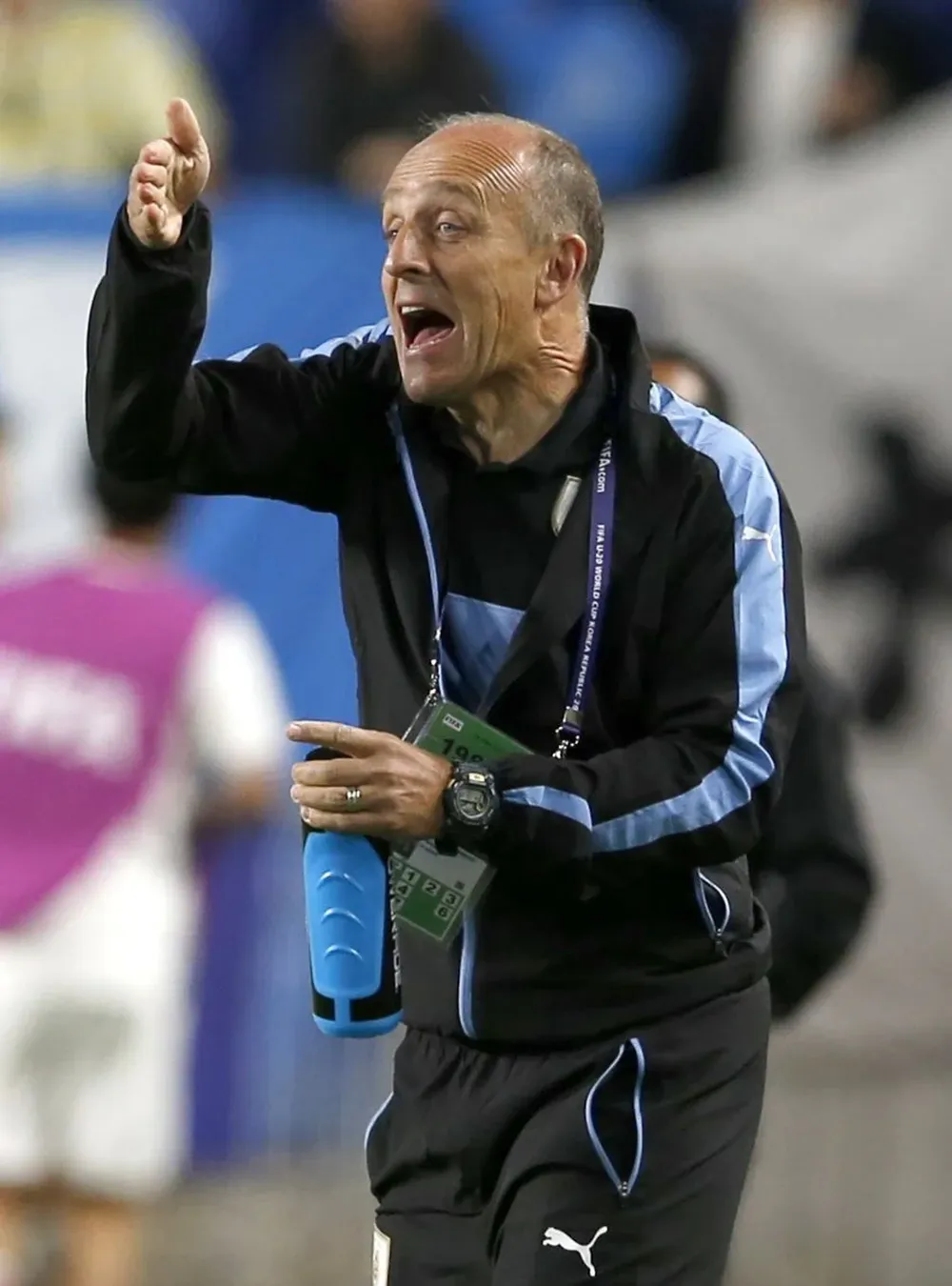 Fabián Coito en el partido ante Japón