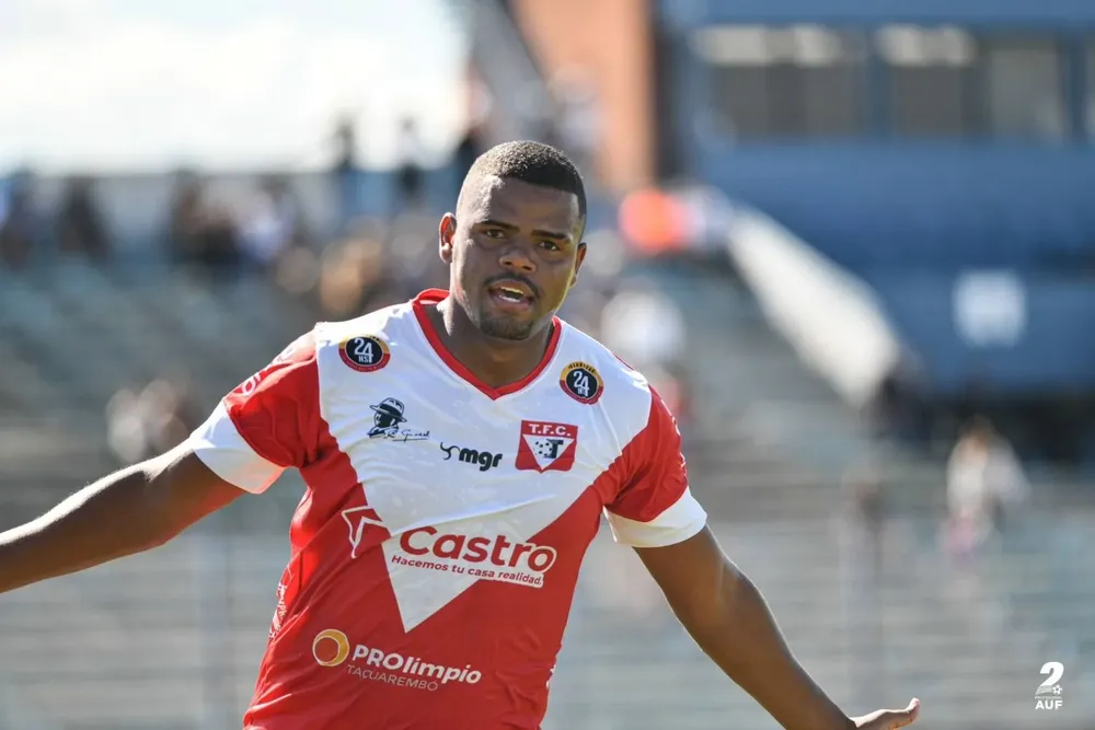 Douglas Jardel Bittencourt marcó 5 goles en un partido