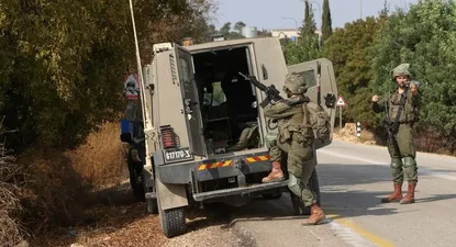 Soldados israelíes movilizados a la frontera con Líbano.