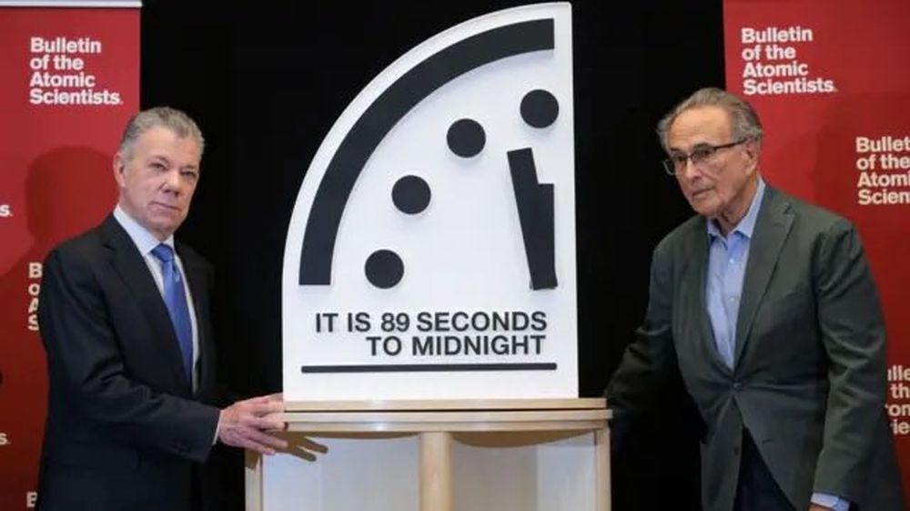 Los científicos encargados del Reloj del fin del mundo, anuncian que quedan 85 segundos.