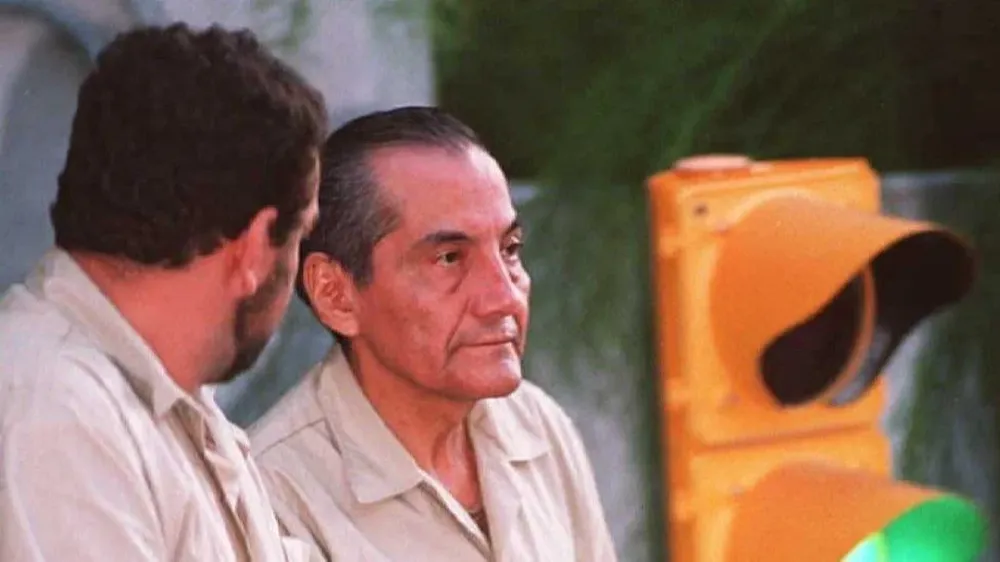 Carlos Manrique fue capturado en Miami en 1994 y extraditado a Perú en 1995.
