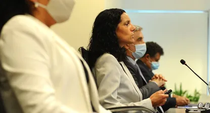 Arbeleche destacó agenda ambiental y evalúa posibilidad de emisión de un bono indexado a indicadores ambientales