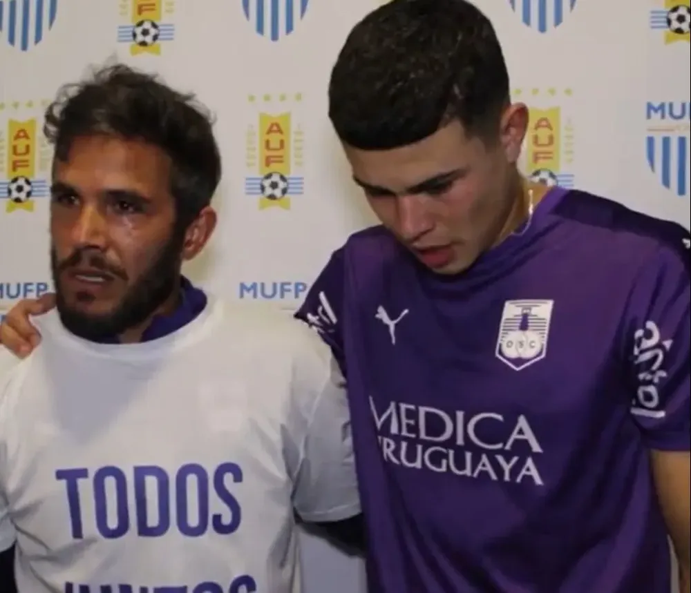 Álvaro Tata González y Alan Maturro tras el ascenso de Defensor Sporting