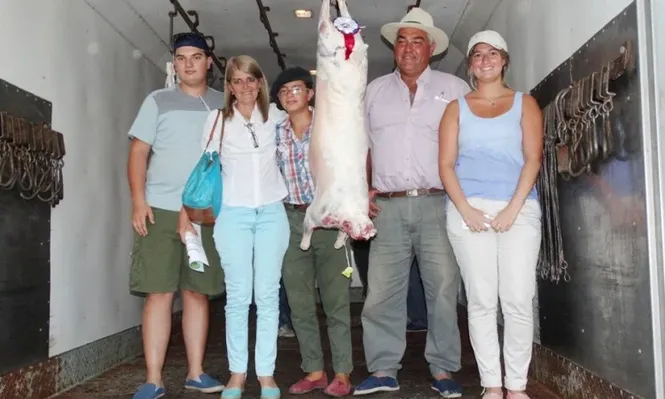 La familia Martínez con la Mejor Canal del Concurso