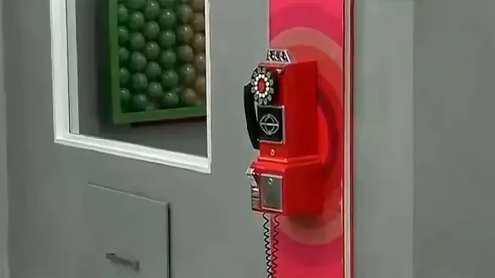 Teléfono rojo GH