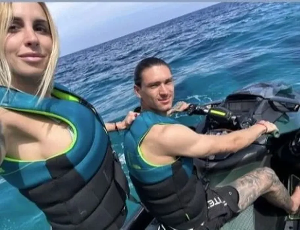 Los mensajes de Darwin Núñez y Lorena Mañas