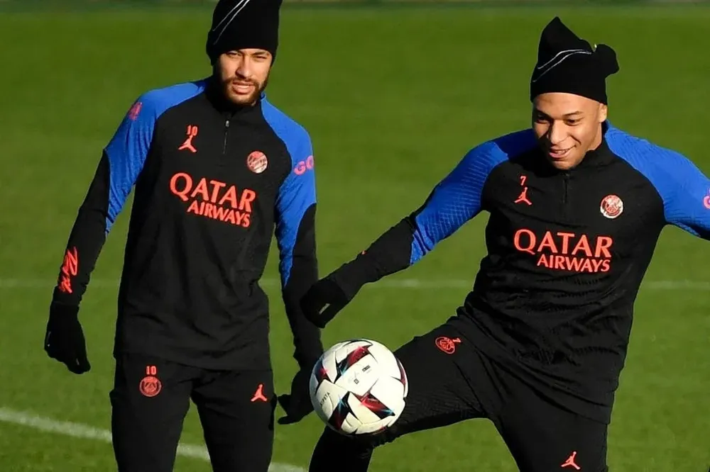 Neymar y Mbappé pueden jugar este miércoles en PSG