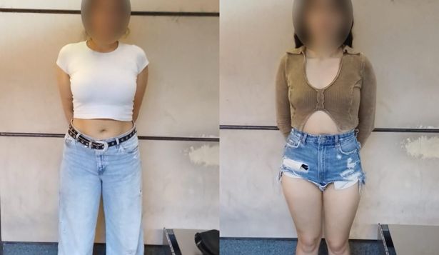 El Centro de Monitoreo Urbano registró el momento en el que dos mujeres descartaban una billetera en uno de los cestos de basura del subte.