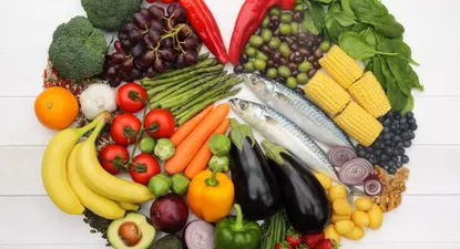 Un corazón sano requiere de alimentación balanceada y consciente, baja en grasas saturadas y comidas ultraprocesadas.
