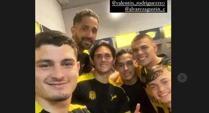 El festejo de Agustín Álvarez y sus compañeros tras el pase a semifinales