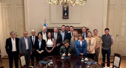 El Gobierno desestimó la intervención de la AFA, pero Javier Milei sigue la pelea contra Claudio Chiqui Tapia