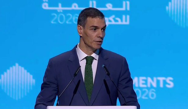 Pedro Sánchez, presidente de España, en disputa con los tecno empresarios Elon Musk y Pável Dúrov.