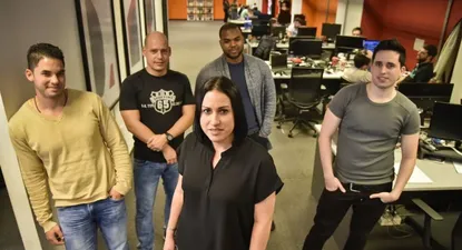 Los cinco cubanos en las oficinas de One Tree