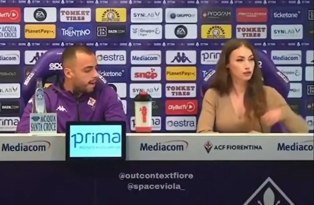 La conferencia de Arthur Cabral y Rossella Petrillo en Fiorentina