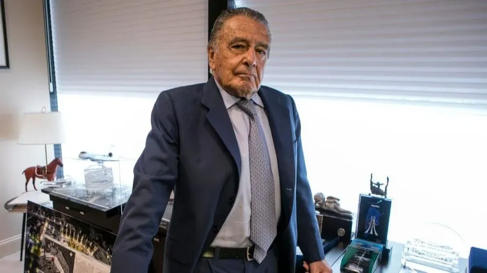 El empresario argentino Eduardo Eurnekian retornó a la lista Forbes