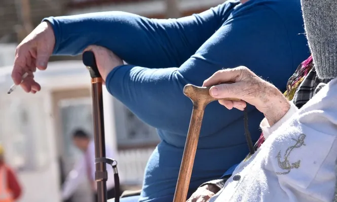 Una mujer jubilada retuvo al delincuente hasta la llegada de la Policía
